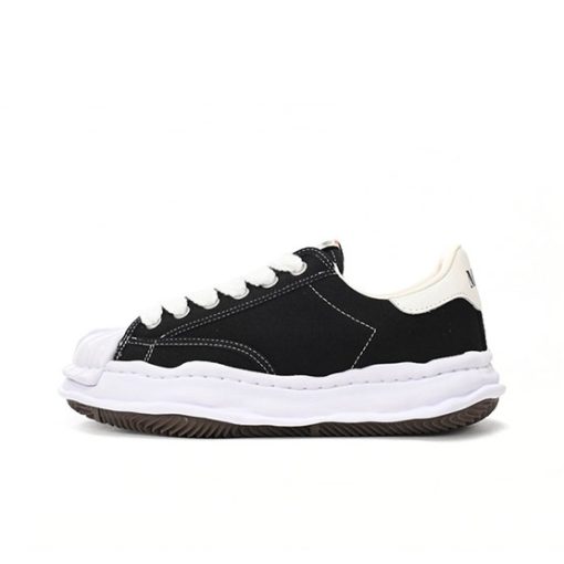 메종 미하라 야스히로 블레이키 OG 솔 캔버스 로우탑 스니커즈 블랙 A06FW704-BLACK1